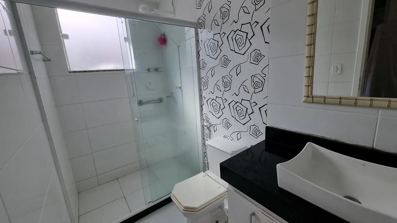 Zenit Hostel Da Cris Cabo Frio 0*,