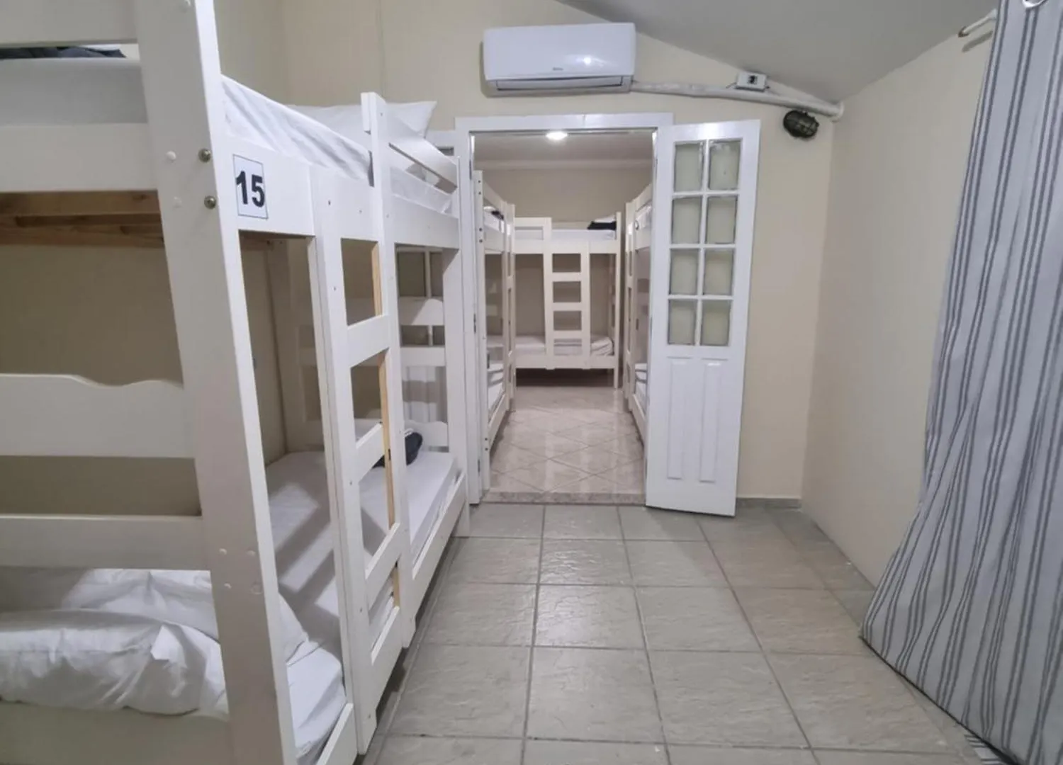 Zenit Hostel Da Cris Cabo Frio
