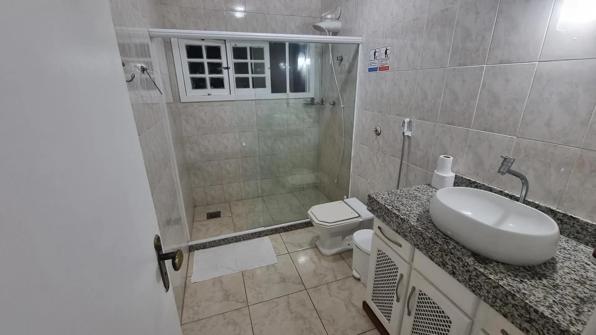 Zenit Hostel Da Cris Cabo Frio
